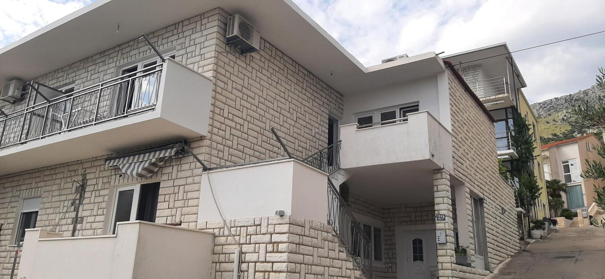 Apartment Biskupovic Dugi Rat Kültér fotó