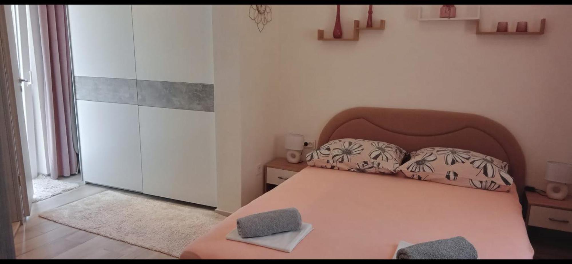Apartment Biskupovic Dugi Rat Kültér fotó